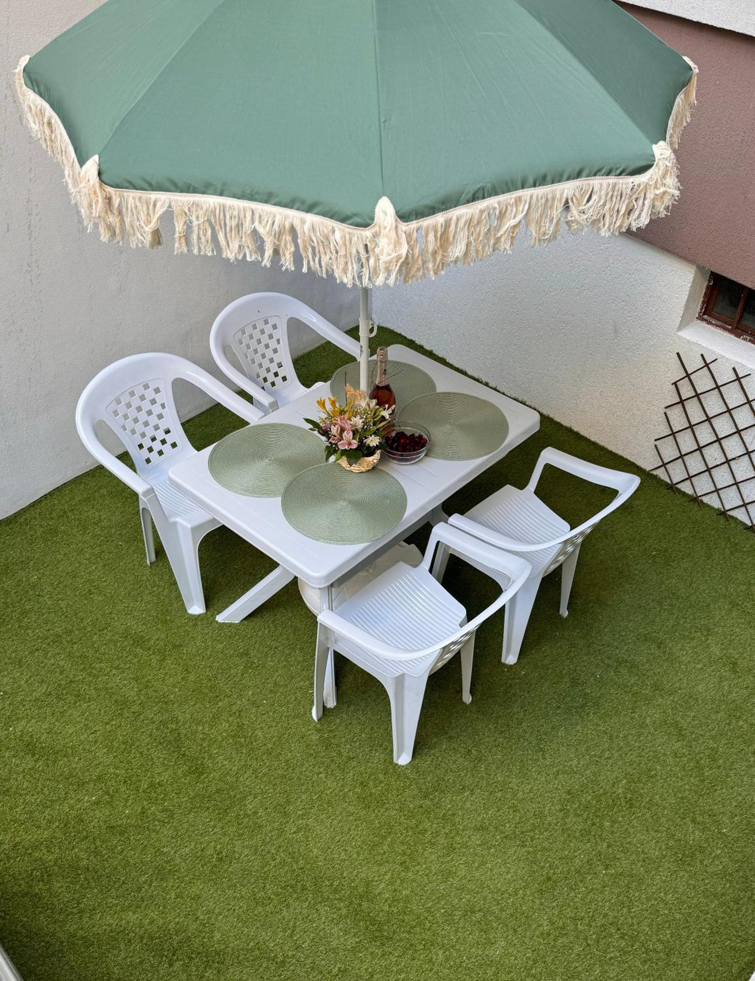 Goldy Central Beach Apartment With Private Garden بورغاس المظهر الخارجي الصورة